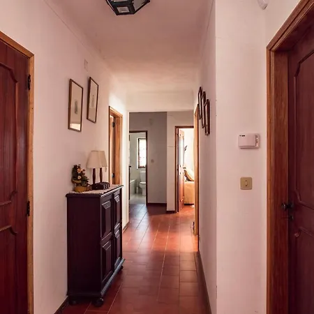 Quinta Da Vela 度假居 *